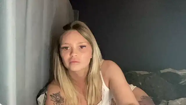 Sky25x 라이브 XXX 채팅