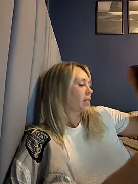 Sky25xn Live XXX chat