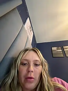 Sky25x Chat XXX in diretta