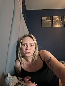 Sky25x Webcam-Show