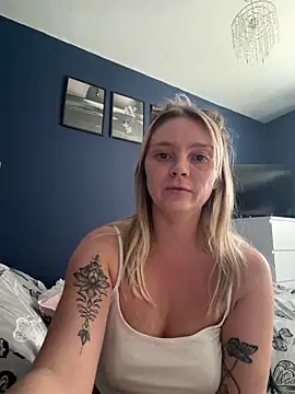 Sky25x's Webcam Show
