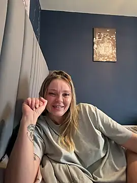 Sky25x live XXX chat