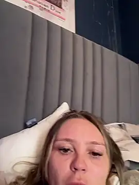 Sky25x Live XXX-Chat