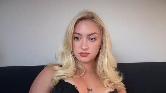Chatroom XXX en direct de Kitty_Swetty