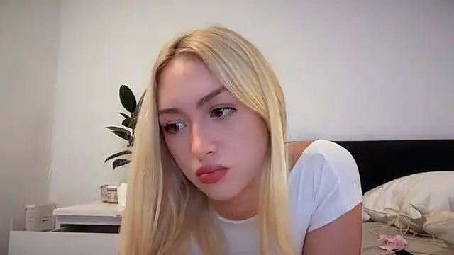 Chat XXX en directo de Kitty_Swetty