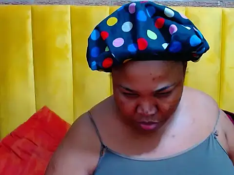 GiantDeal69's Live XXX Chat