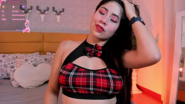 צ'אט XXX בשידור חי של KamileBlake