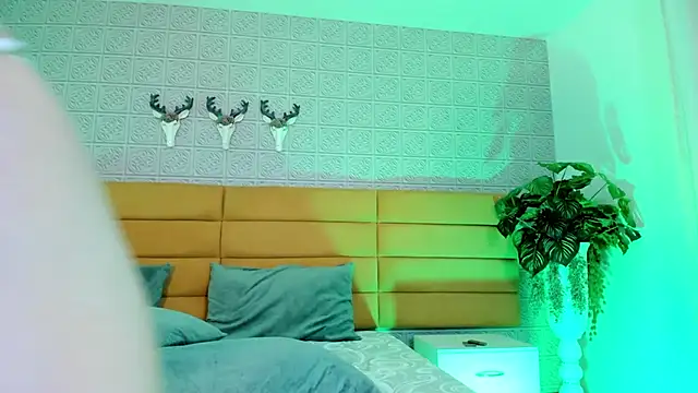KamileBlake লাইভ চ্যাট রুম