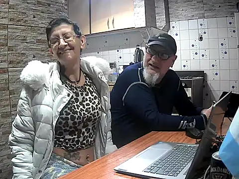 Show Webcam de lacoloyelpela25