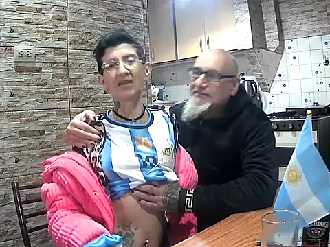 lacoloyelpela25 webcam show