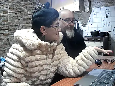 lacoloyelpela25's Webcam Show