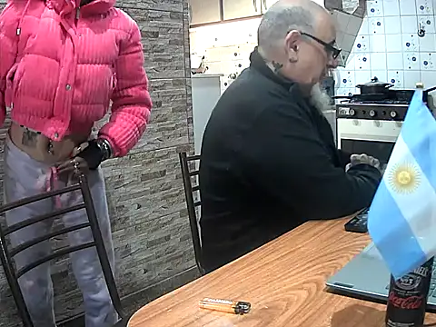 lacoloyelpela25 webkamerás műsora