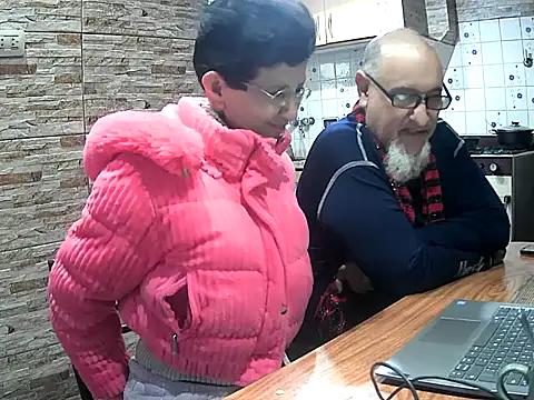 Webkamerová show lacoloyelpela25