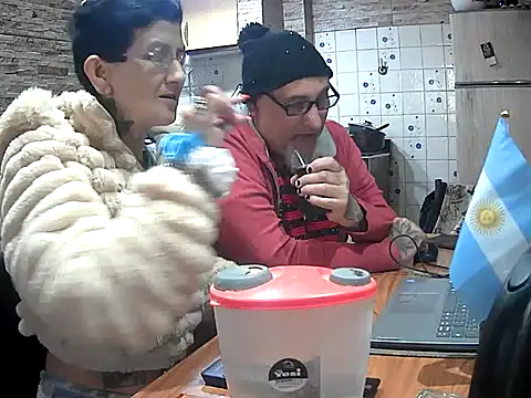 Show de webcam de lacoloyelpela25