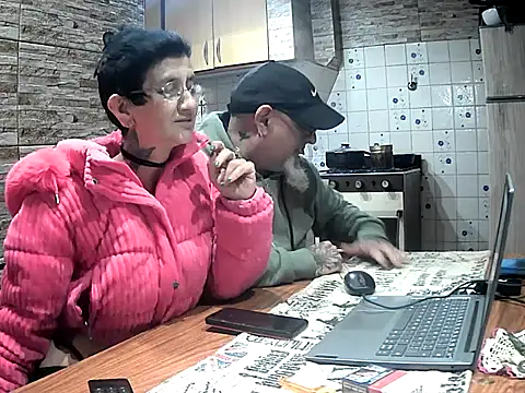 lacoloyelpela25 Webcam-Show