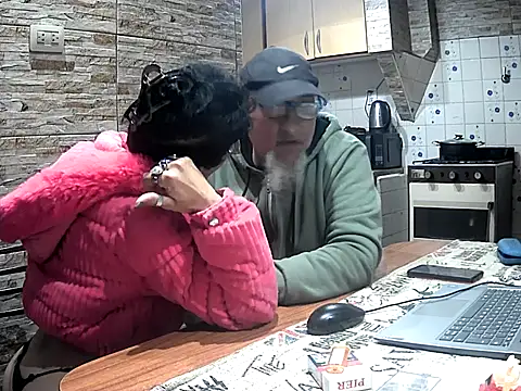 lacoloyelpela25 Pertunjukan Webcam