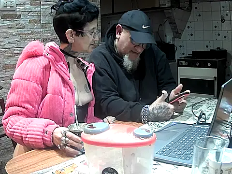 lacoloyelpela25 – webcam-show