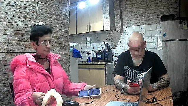 lacoloyelpela25 Webcam show