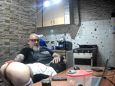 lacoloyelpela25 webkamerás műsora