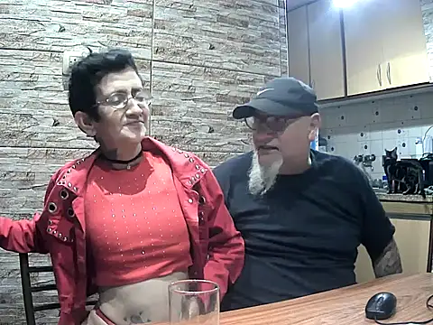 lacoloyelpela25 Webcam show