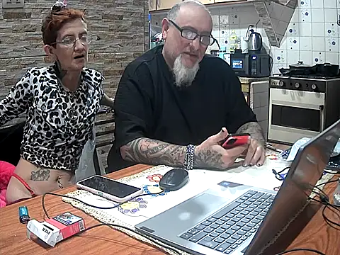 lacoloyelpela25 – Live XXX-chat