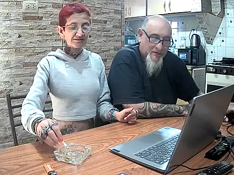 lacoloyelpela25 webcam show