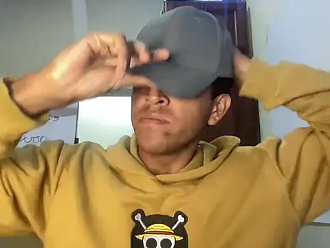 Show modela Faben23 na web-kameri