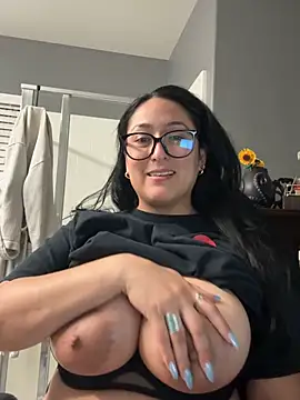 Chat +18 de Goddessxxrosexx ao vivo