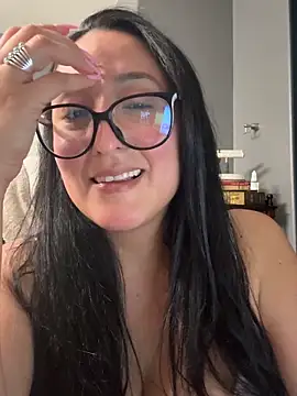 Chat +18 de Goddessxxrosexx ao vivo