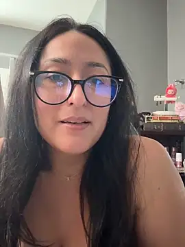Goddessxxrosexx 网络视讯表演