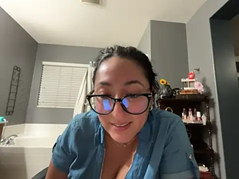 Goddessxxrosexx webkamerás műsora