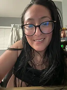 Goddessxxrosexx's Webcam Show