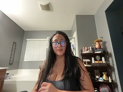 Goddessxxrosexx's Webcam Show
