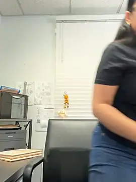 Goddessxxrosexx's Webcam Show