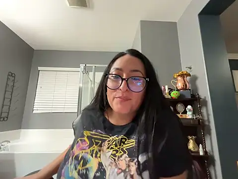 Goddessxxrosexx webkamerás műsora