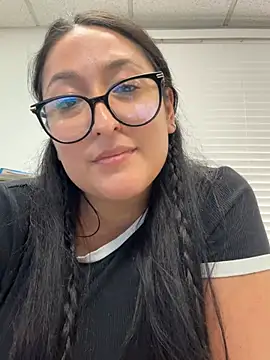 Goddessxxrosexx webkamerás műsora