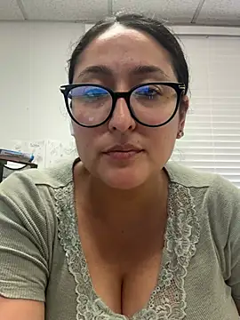 Chat +18 de Goddessxxrosexx ao vivo