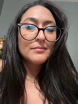 Goddessxxrosexx Adlı Modelin Canlı XXX Sohbeti