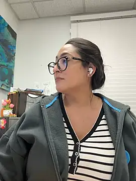 Goddessxxrosexx's Webcam Show