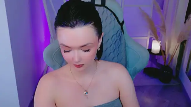 Chat +18 de AvaFlower ao vivo