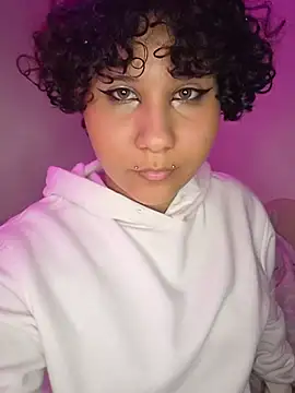 צ'אט XXX בשידור חי של Nyx_w