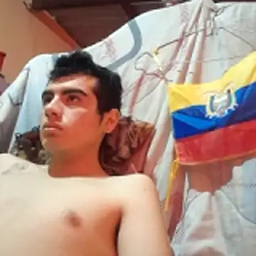 Ortiz3404 Show in webcam