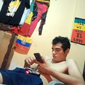 Ortiz3404 Show in webcam