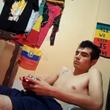 Ortiz3404 Show in webcam