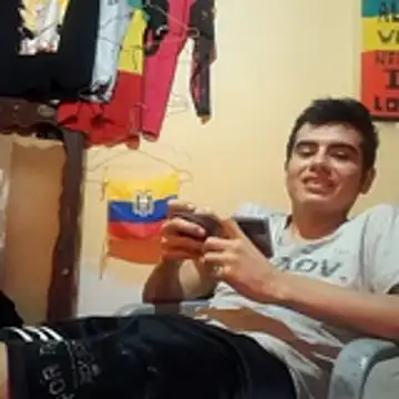 Show de Ortiz3404 na webcam