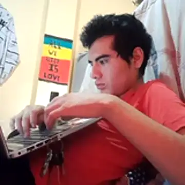 Show de Ortiz3404 na webcam