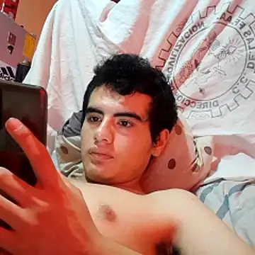 Show modela Ortiz3404 na web-kameri