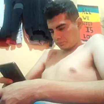 Ortiz3404's Webcam Show