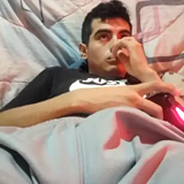 Ortiz3404: διαδικτυακό σόου στην κάμερα