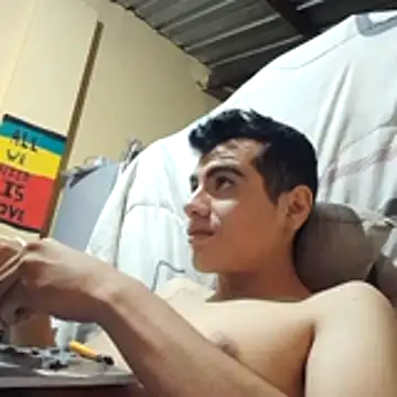 Ortiz3404 Show in webcam